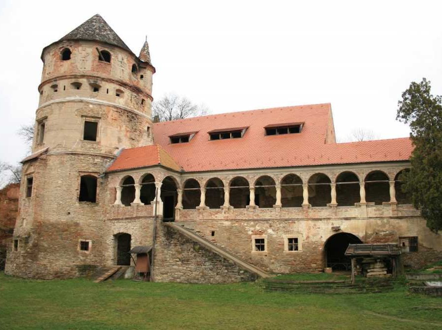 bethlen-varkastely_keresd
