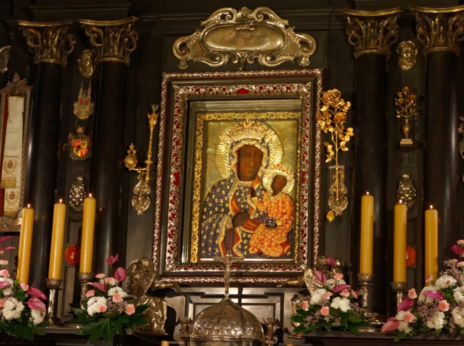 Fekete Madonna kegyképe